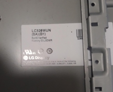 DISPLAY LCD LG 32LG7000 LC320WUN USATO